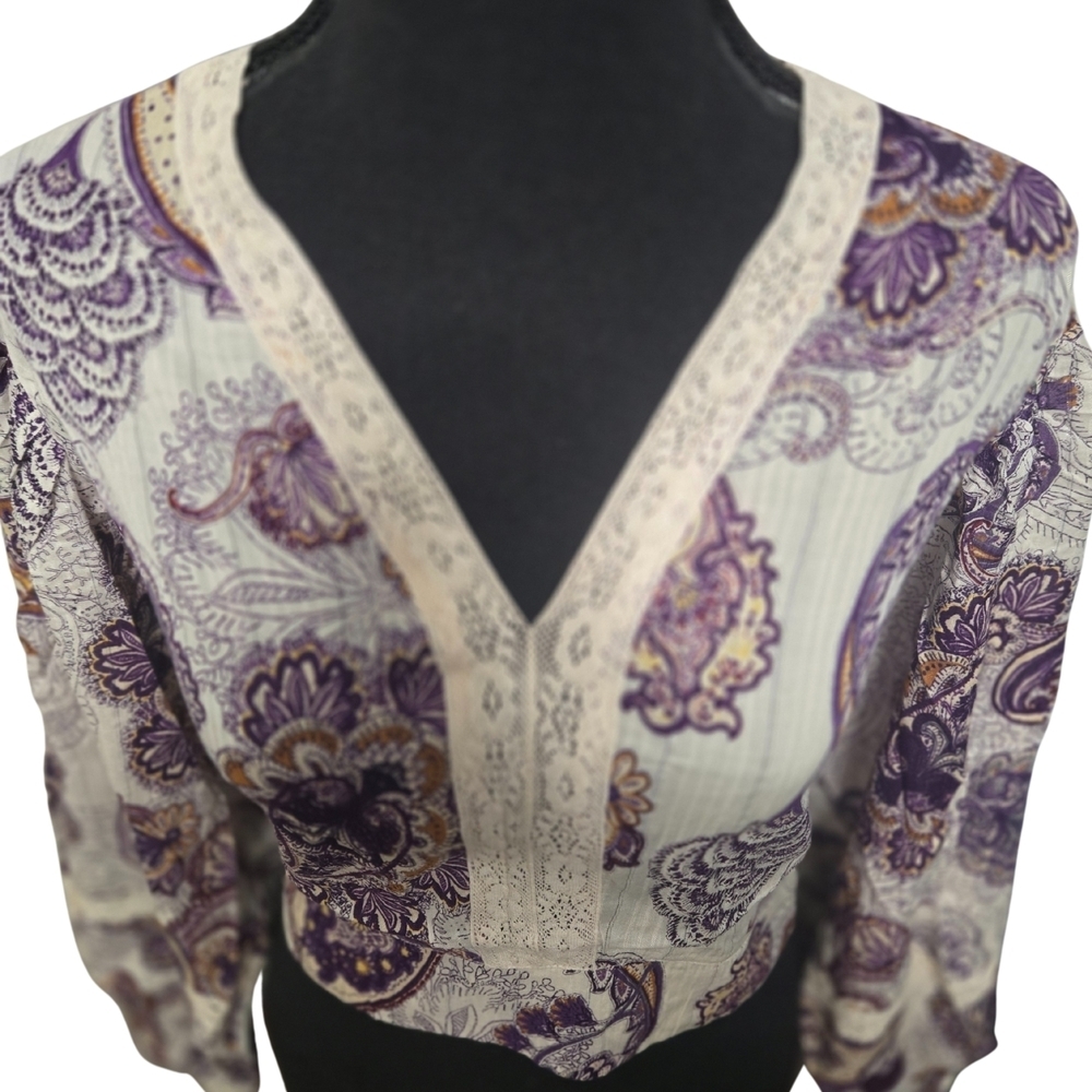 Purple Cream Crop Blouse with Balloon Sleeves - Picture 4 of 9
